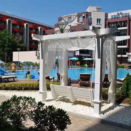 Admiral Plaza Apartament *