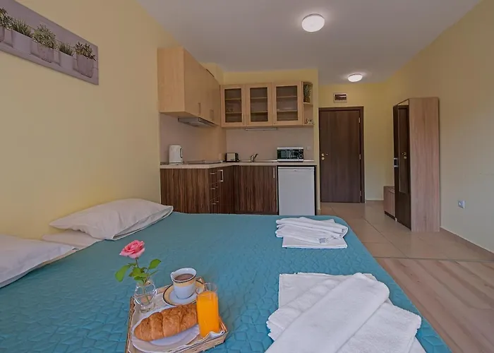 Admiral Plaza アパート *