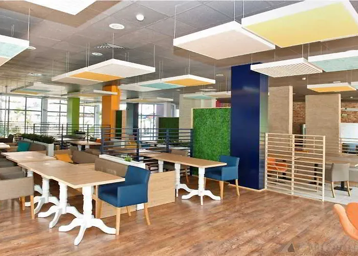 Admiral Plaza サニービーチ