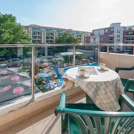 Апартаменти Admiral Plaza *